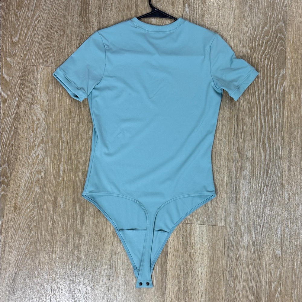 Nike Air Jordan Brooklyn Essentials Bodysuit size Medium - Picture 3 of 10